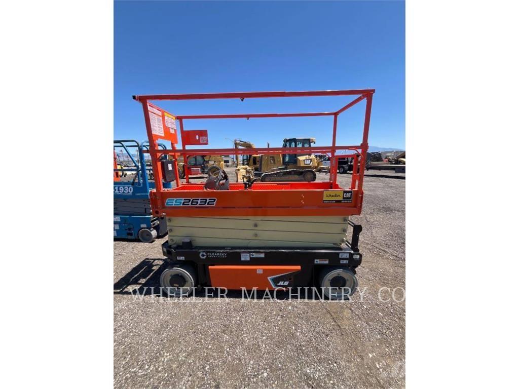 JLG ES2632 Scissor lifts