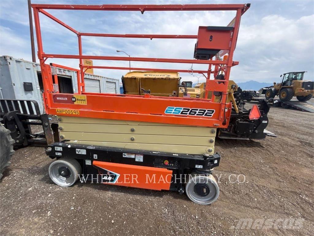 JLG ES2632 Scissor lifts