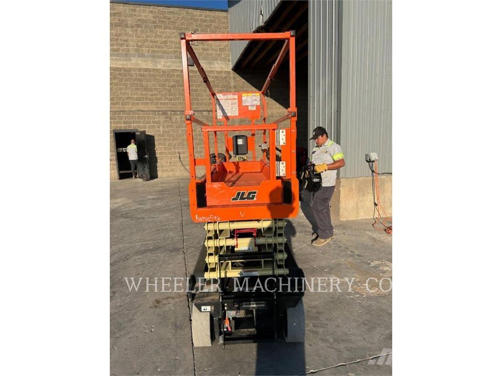 JLG ES2632 Scissor lifts