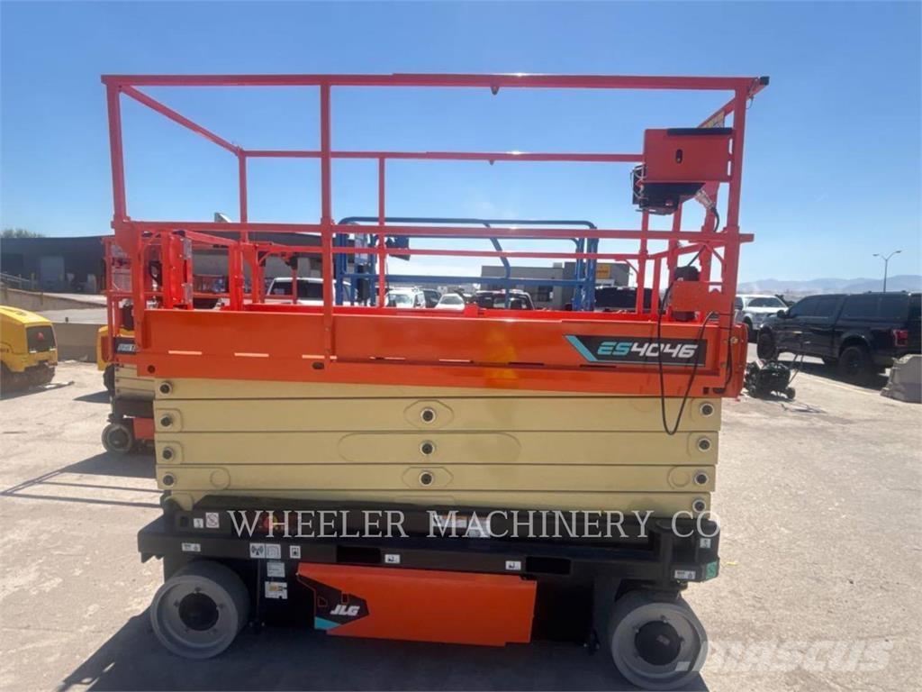 JLG ES4046 Scissor lifts