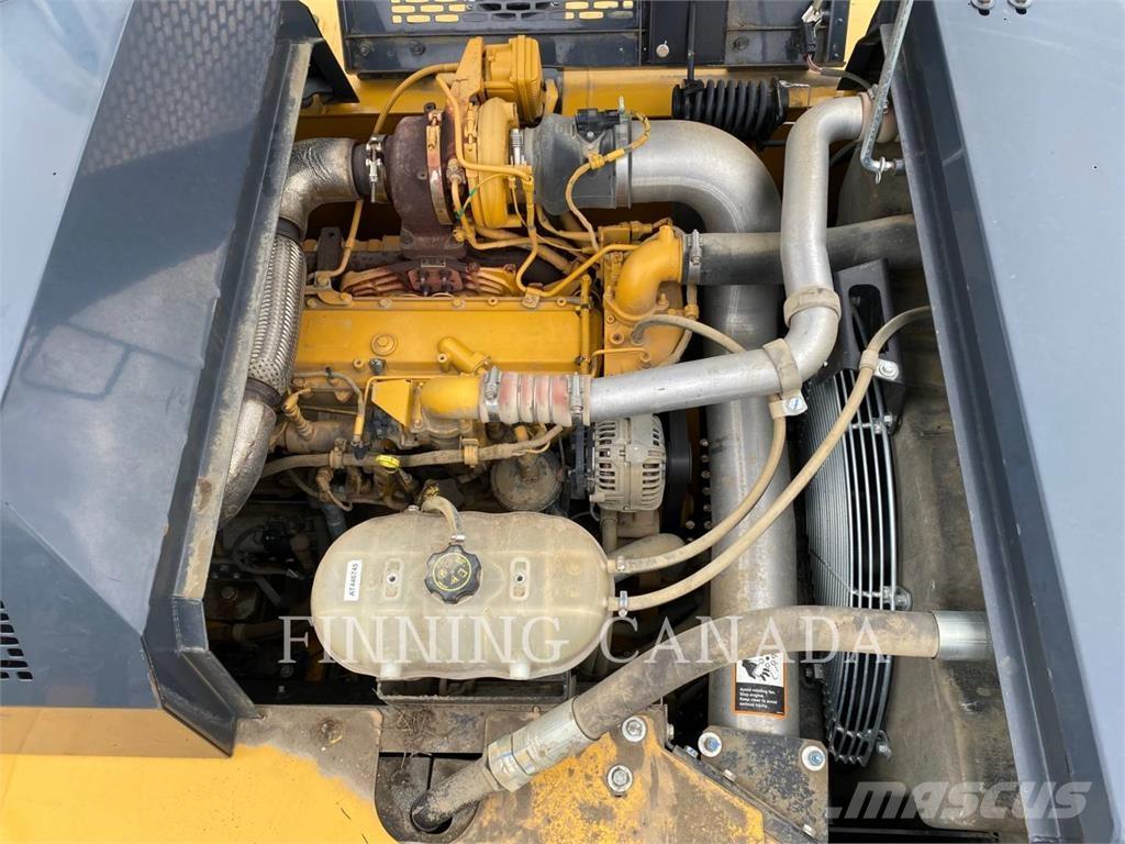 John Deere 210G Crawler excavators