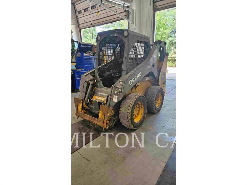 John Deere 318G Skid steer loaders