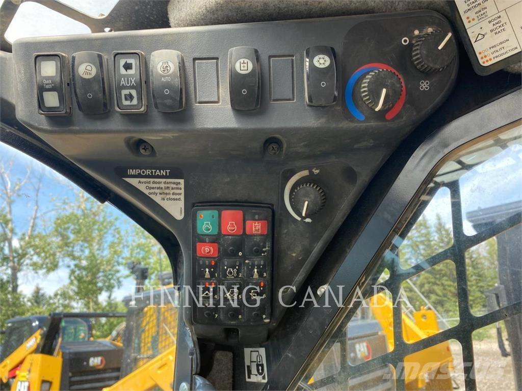 John Deere 325G Crawler loaders