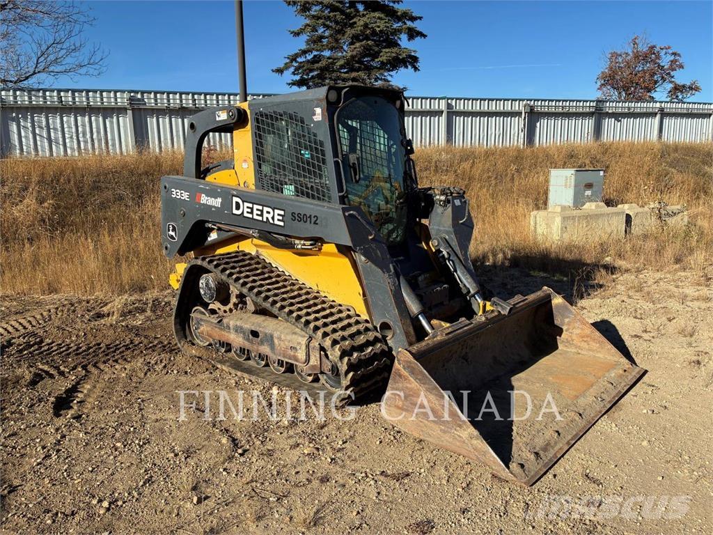 John Deere 333E Crawler loaders