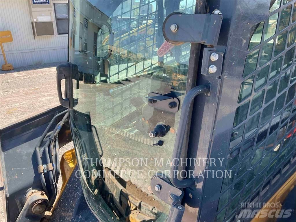 John Deere 333G Crawler loaders