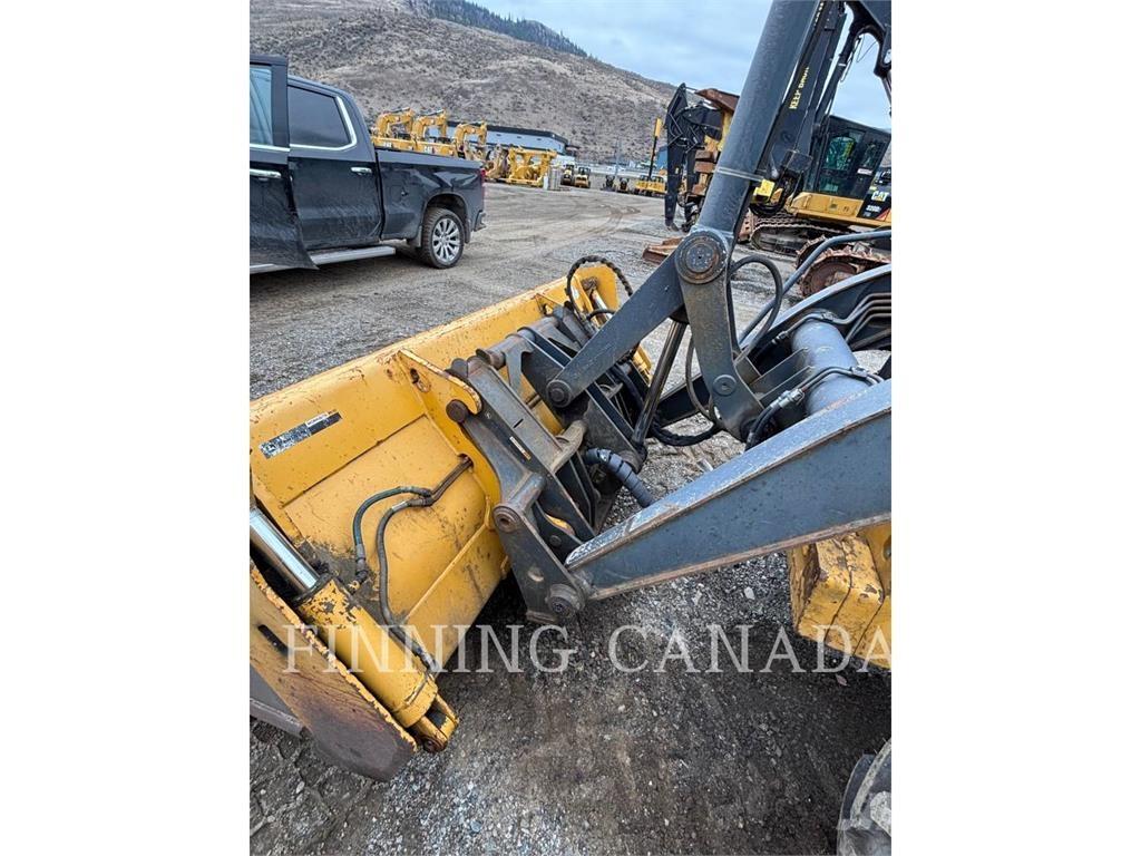 John Deere 410J Backhoe loaders