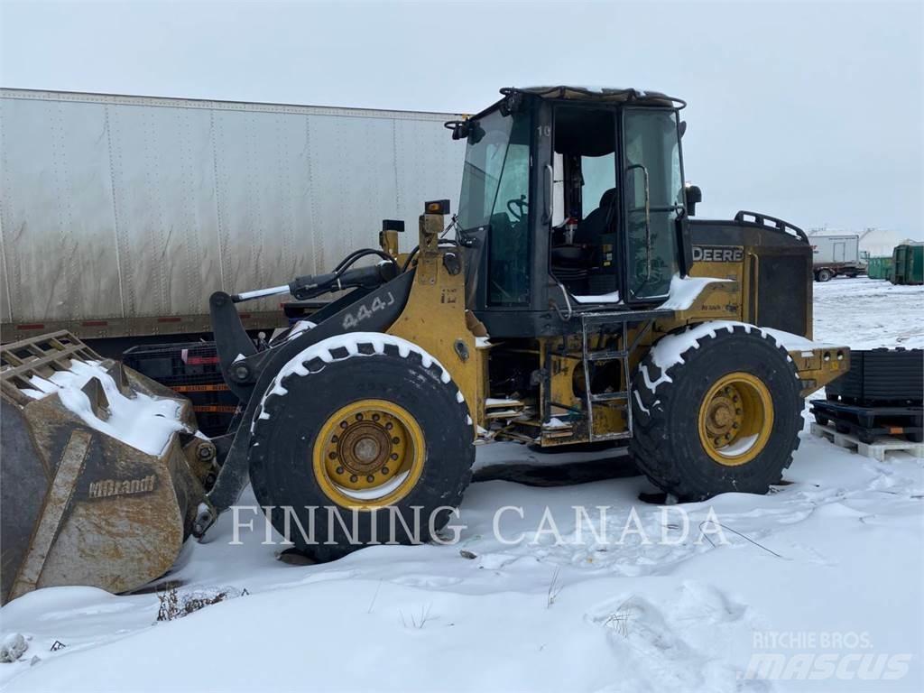 John Deere 444J Wheel loaders