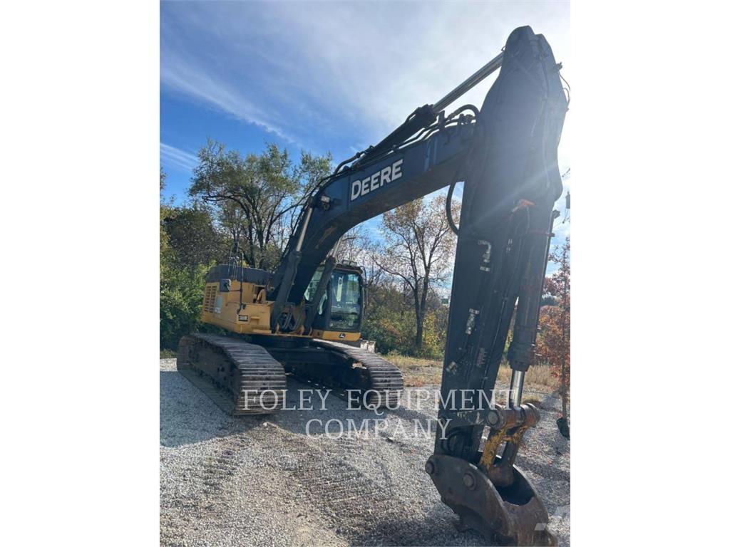 John Deere 470GLC Crawler excavators