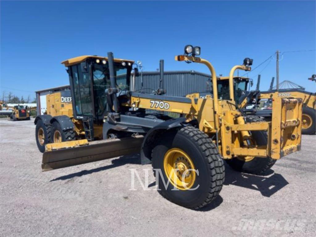 John Deere 770D_JD Graders
