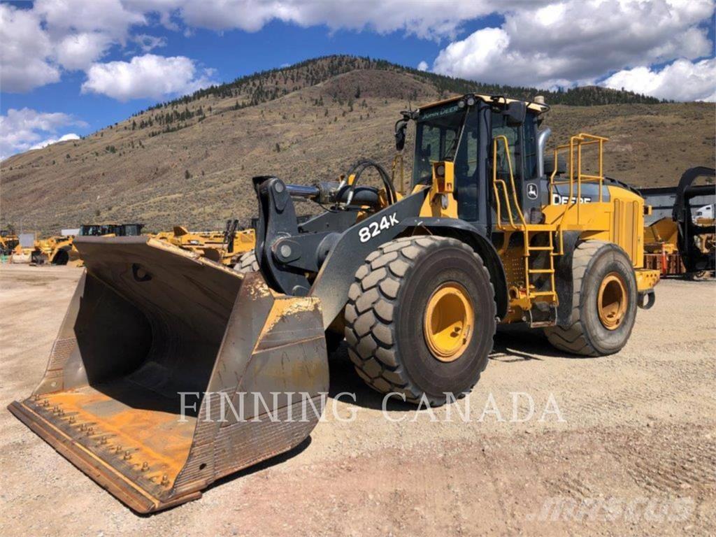 John Deere 824K Wheel loaders