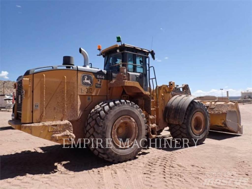 John Deere 844P Wheel loaders