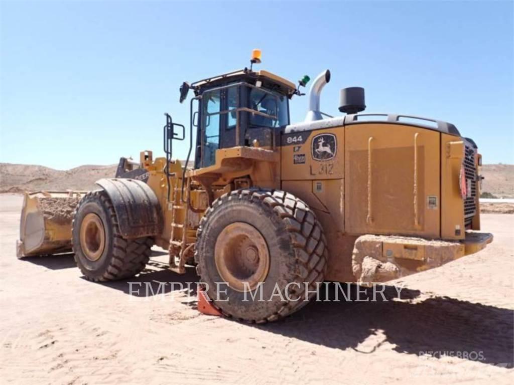 John Deere 844P Wheel loaders