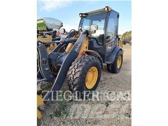 John Deere & CO. 304L Wheel loaders