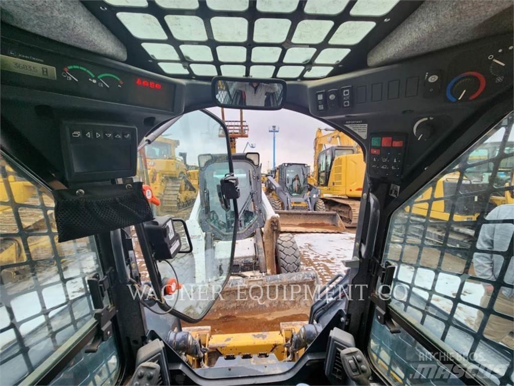 John Deere & CO. 324G Skid steer loaders