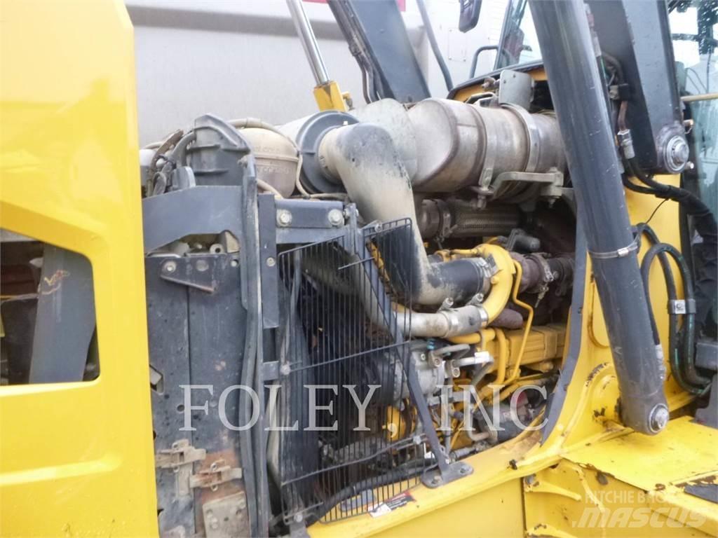 John Deere & CO. 410 Backhoe loaders