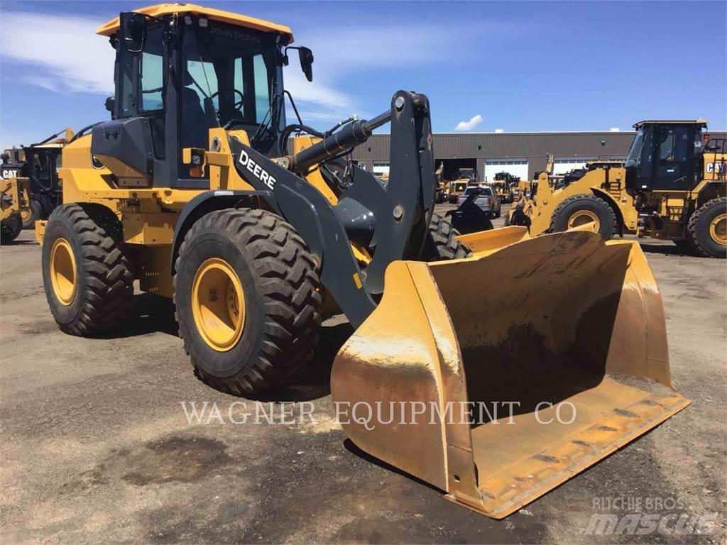John Deere & CO. 544P Wheel loaders