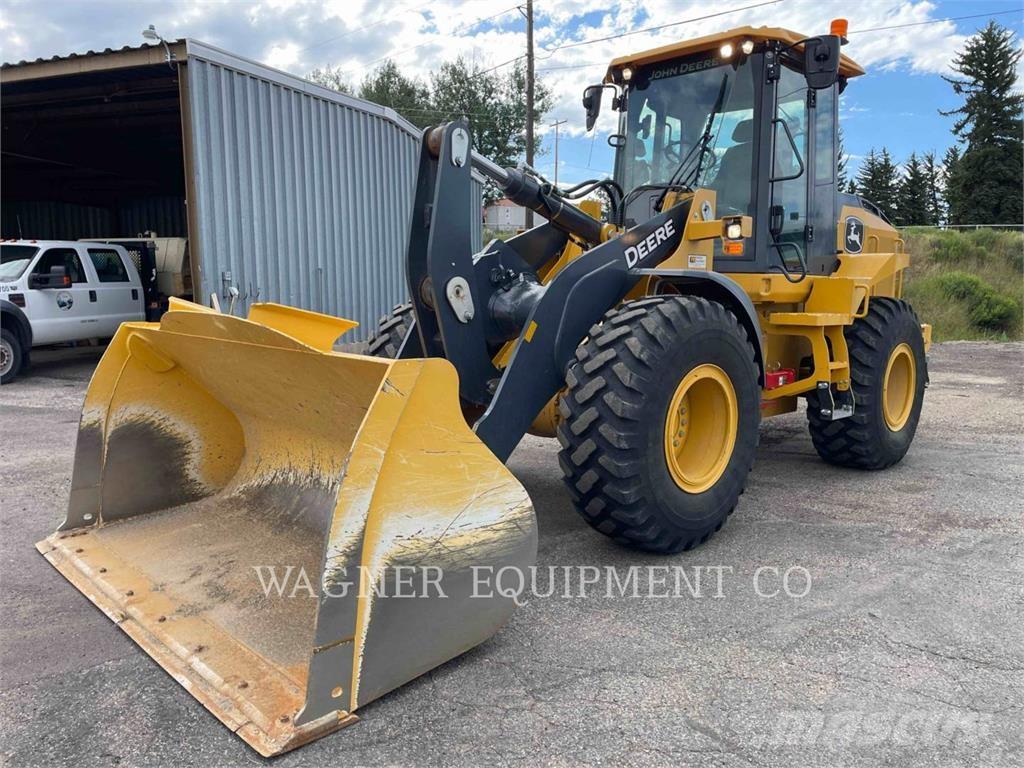 John Deere & CO. 544P Wheel loaders