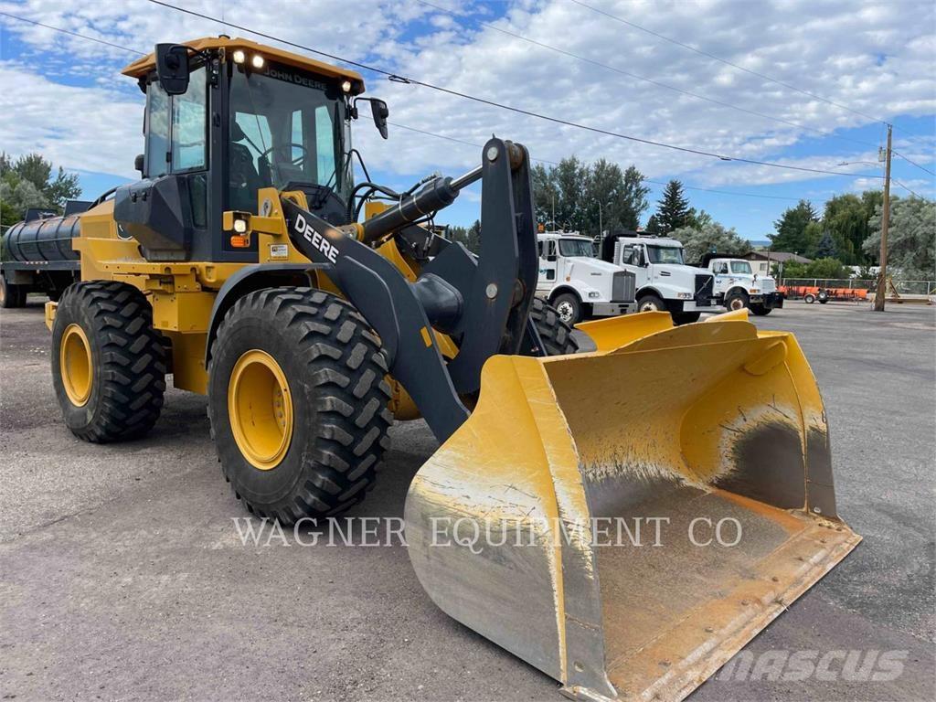 John Deere & CO. 544P Wheel loaders
