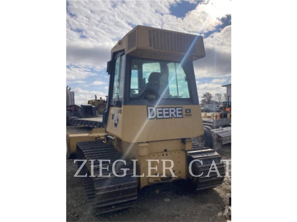John Deere & CO. 550J Crawler dozers