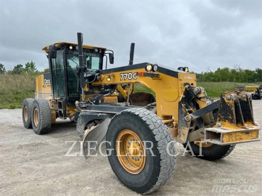John Deere & CO. 770 G Graders