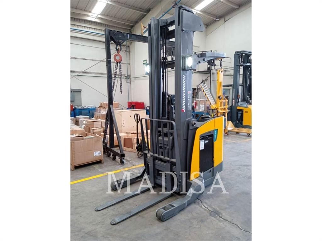 Jungheinrich ETR 235 Electric forklift trucks