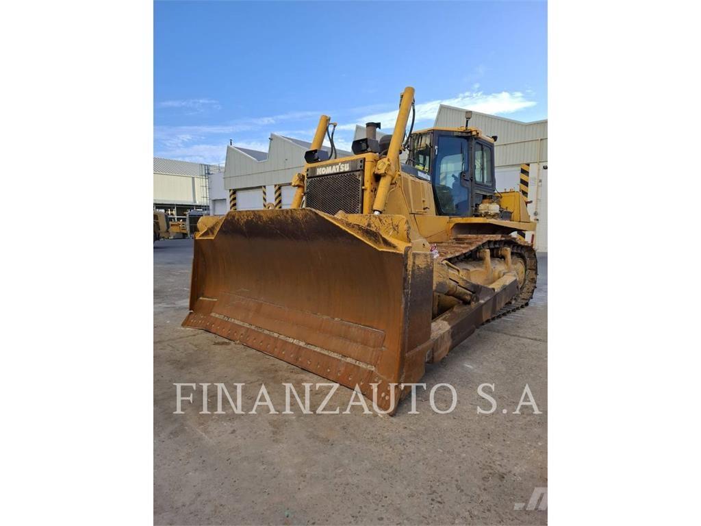 Komatsu D155 Crawler dozers