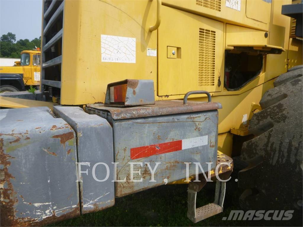 Komatsu WA500-3 Wheel loaders
