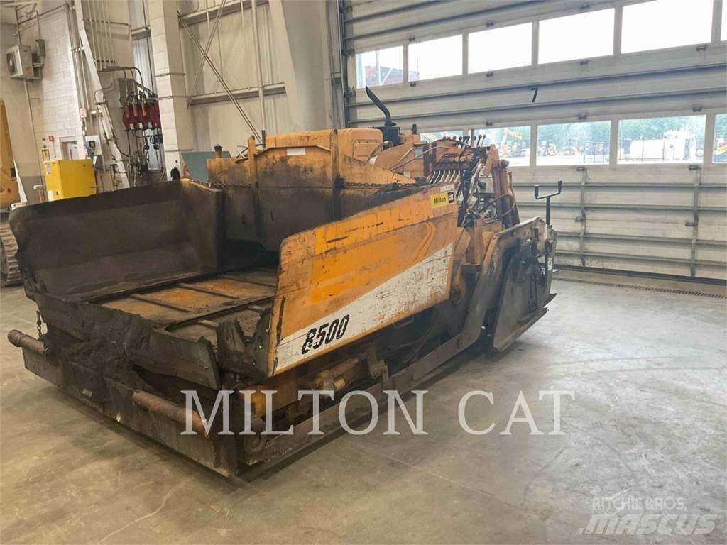 LeeBoy L8500T Asphalt pavers