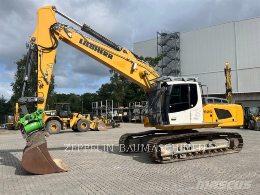 Liebherr R926 Crawler excavators