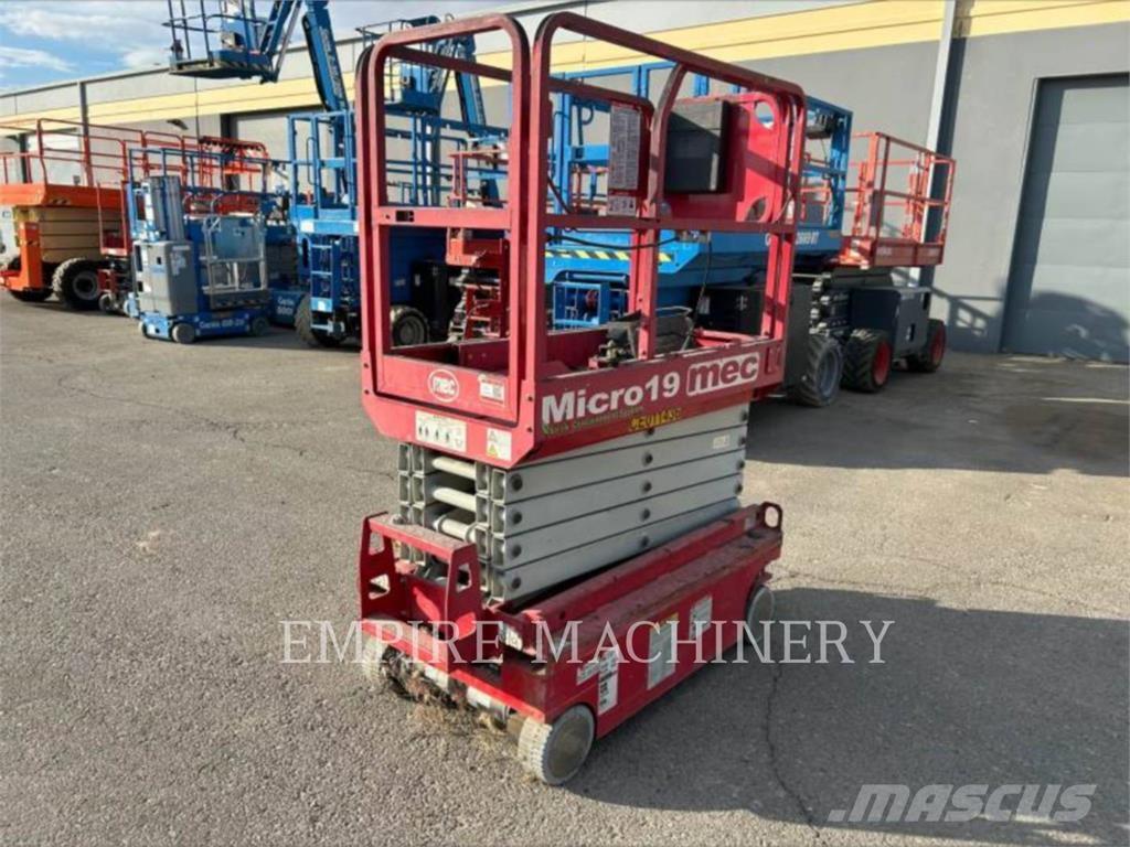 MEC MICRO 19 Articulated boom lifts