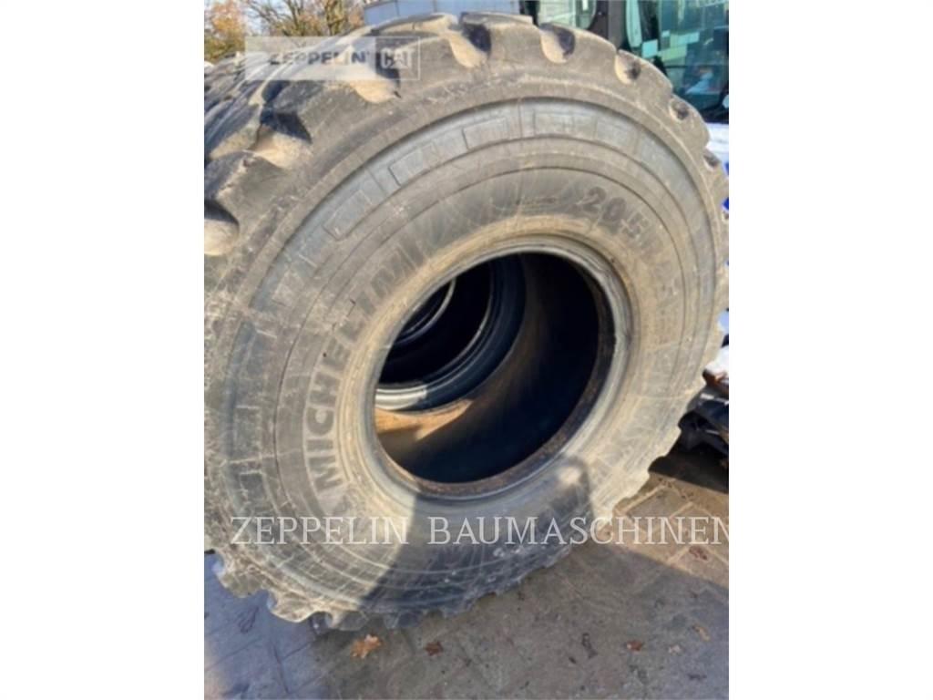 Michelin 4X 20.5R25XHA Tyres, wheels and rims