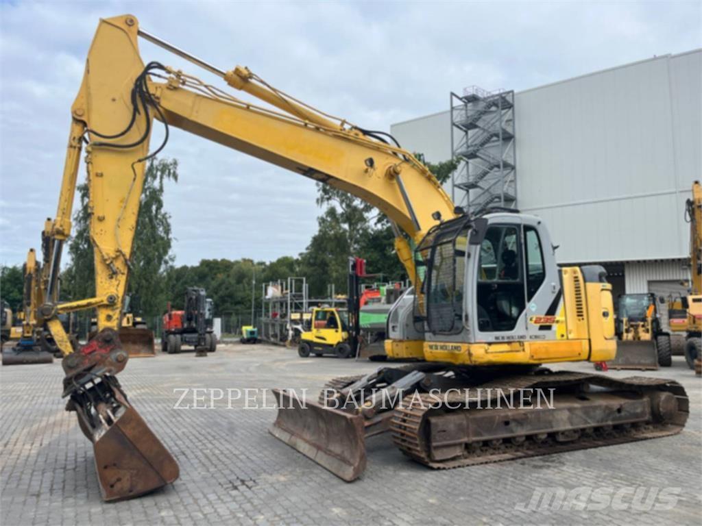 New Holland E235 Crawler excavators