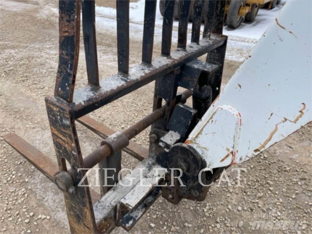  OMNIQUIP/LULL 644E-42 Telescopic handlers