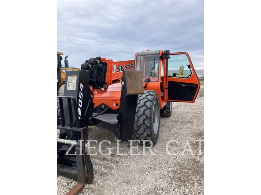 SkyTrak 12054 Telescopic handlers
