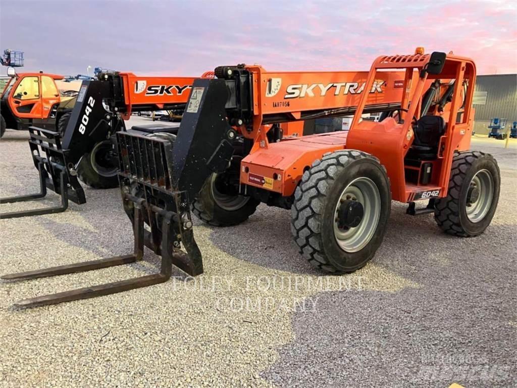 SkyTrak 6042O Telescopic handlers