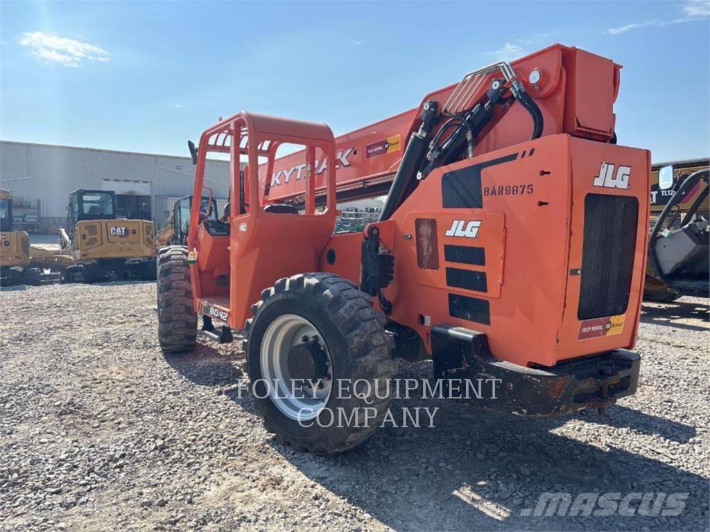 SkyTrak 8042O Telescopic handlers