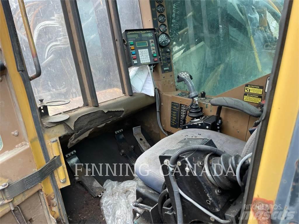 Tigercat 860D Excavators