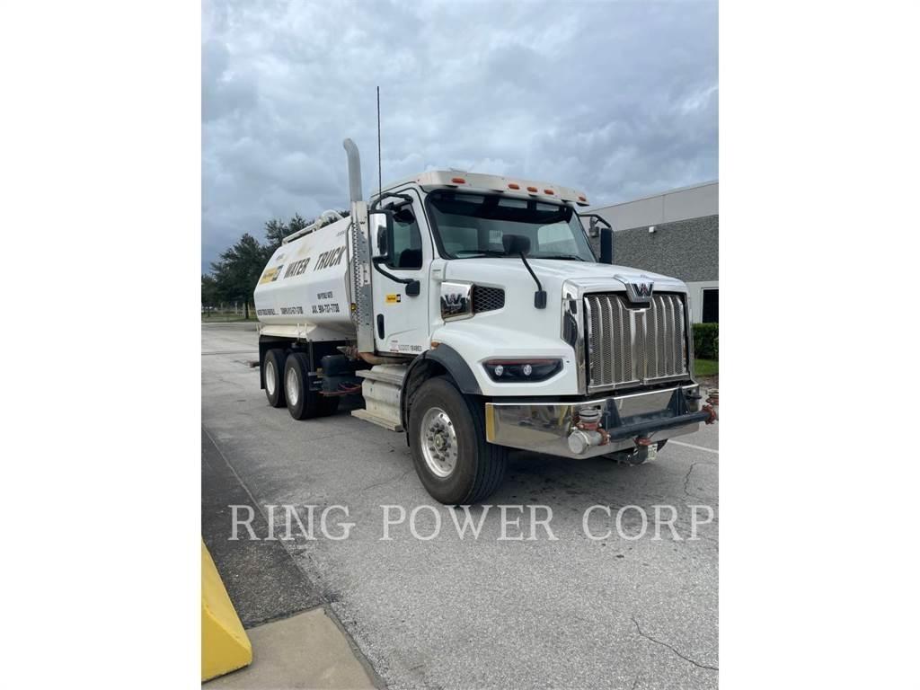 United WT5000 Tanker trucks