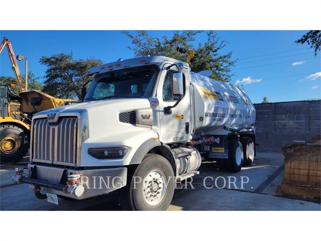 United WT5000 Tanker trucks