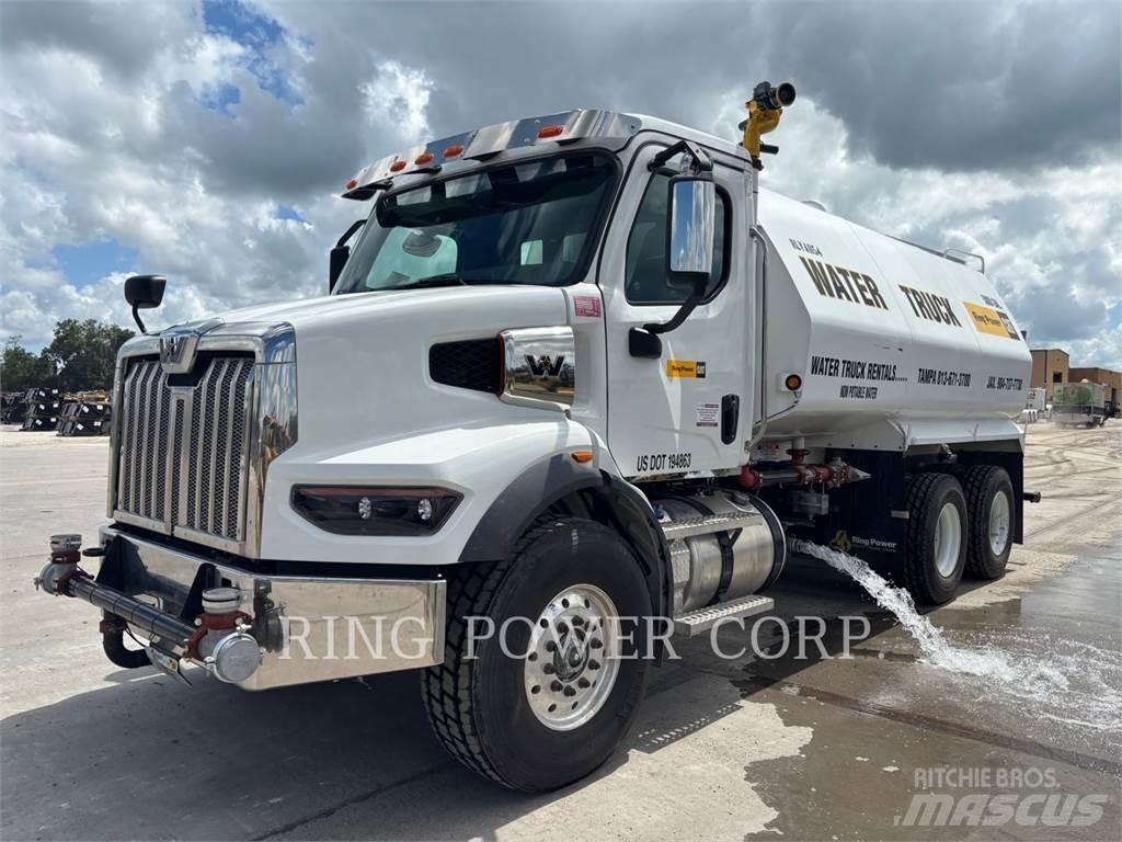 United WT5000 Tanker trucks