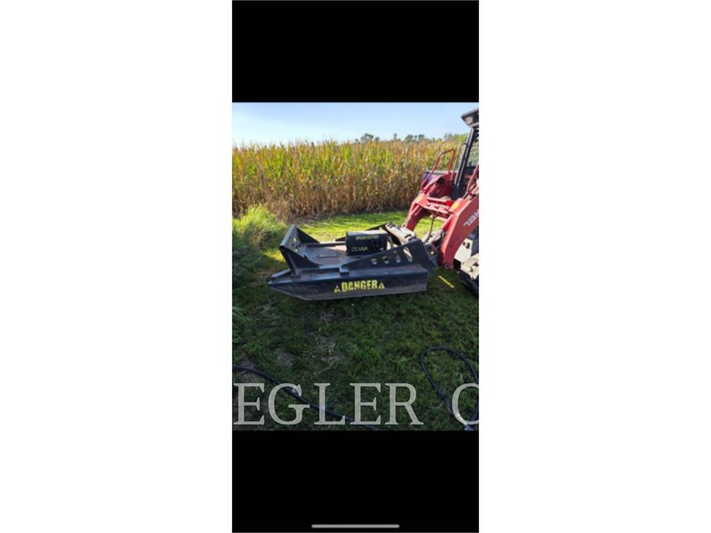 Wildcat BRUSH CUTTER 72 Pasture mowers and toppers