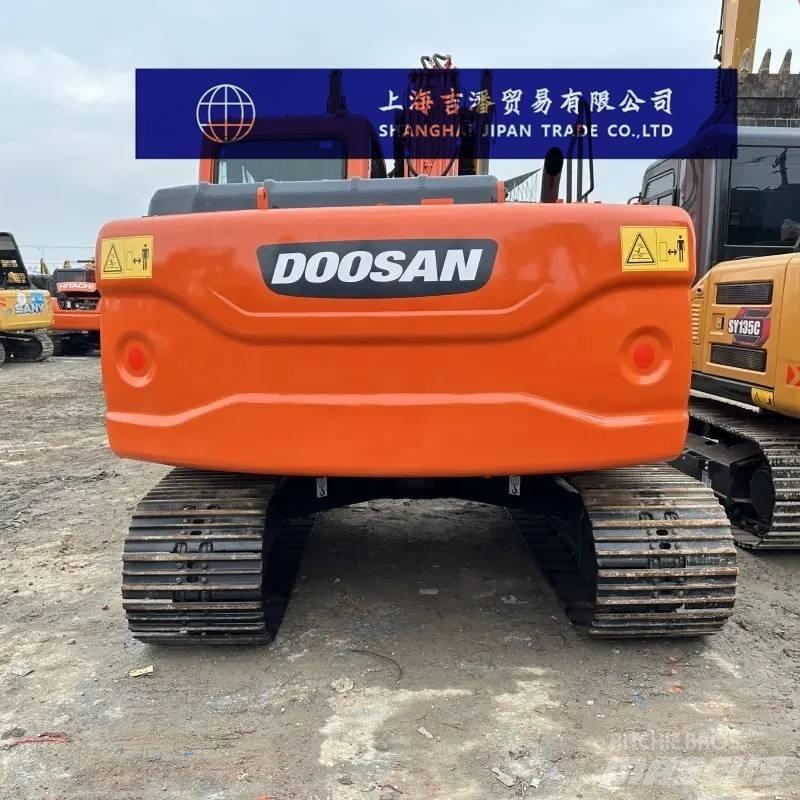 Doosan DX 150 Midi excavators  7t - 12t