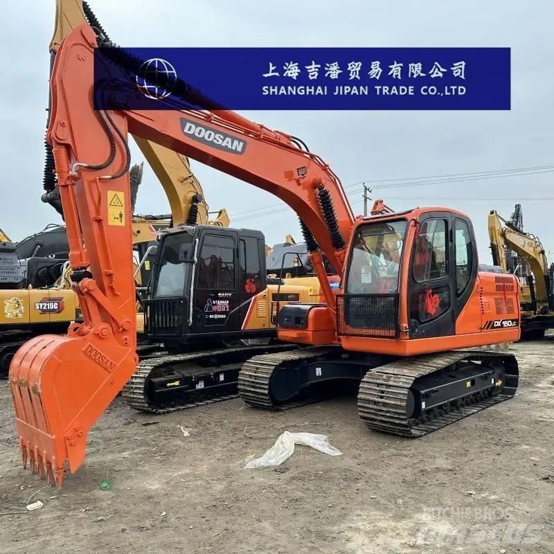 Doosan DX 150 Midi excavators  7t - 12t