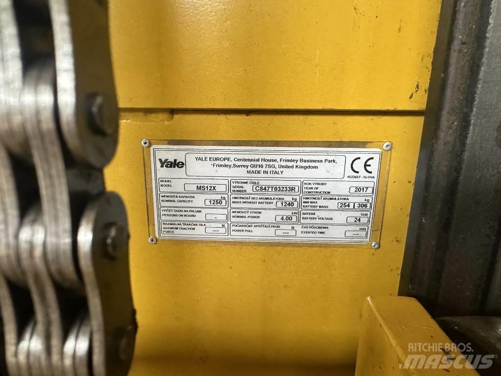 Yale MS12X Pedestrian stacker