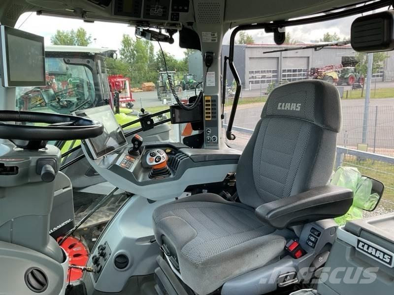CLAAS Axion 960 TT Tracked cranes