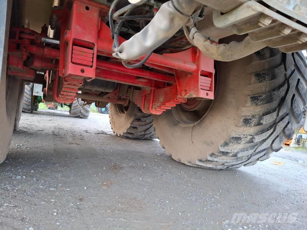 Pichon TCI 22700 Slurry tankers
