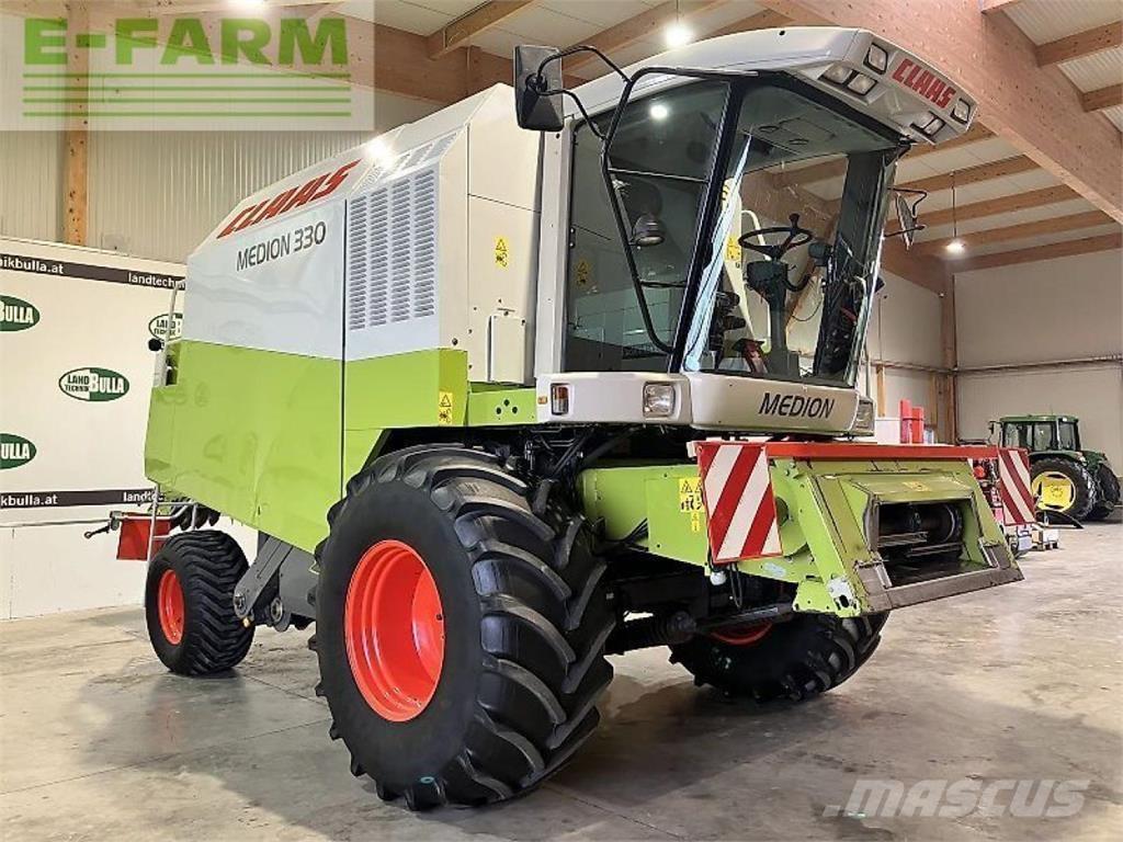 CLAAS medion 330 Combine harvesters