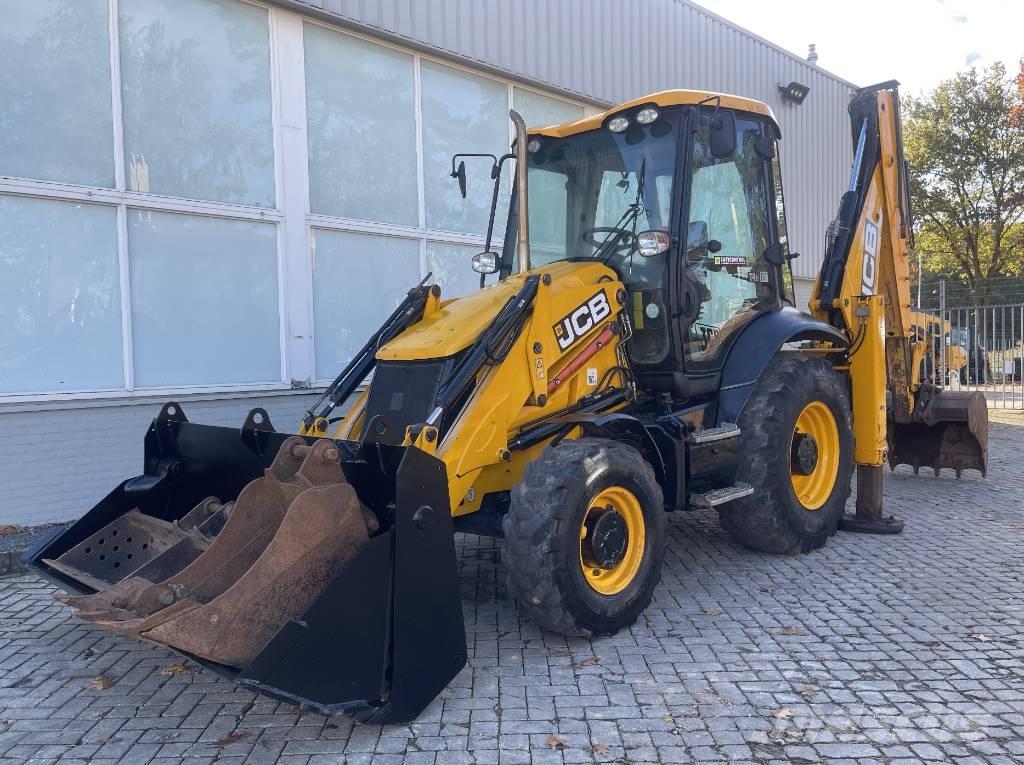 JCB 3 CX Backhoe loaders