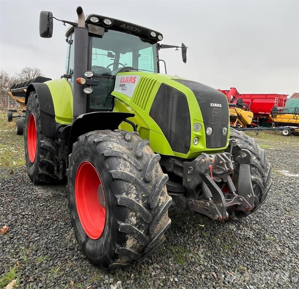 CLAAS Axion 840 Tractors
