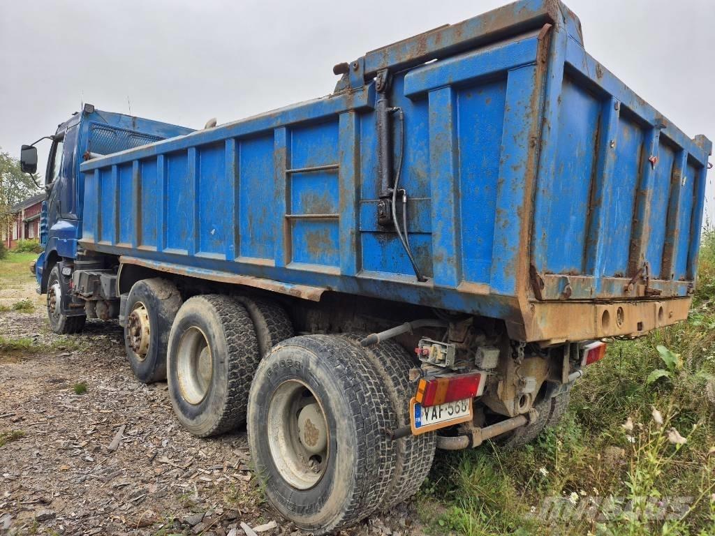 Sisu E14 Tipper trucks